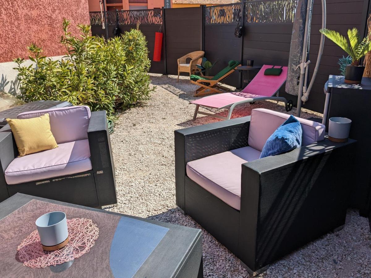 L'Instant Mer - Bord De Mer - Studio Avec Grand Jardin A La Capte Hyères Esterno foto